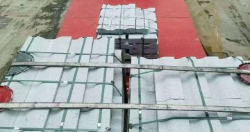 运城 芝麻白仿形加直形路沿石出货日常