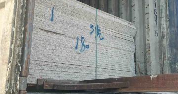 运城 芝麻白花岗岩石材3.0公分光面毛板装柜出货