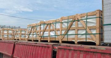 运城 芝麻白花岗岩地铺石出口专车-泰国游