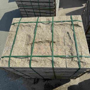 运城 黄金麻花岗岩石材自然面蘑菇石成品