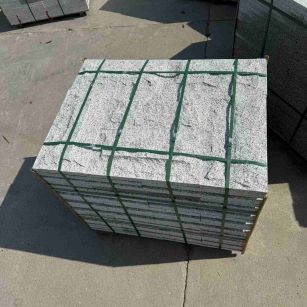 运城 白麻花岗岩石材自然面蘑菇石成品