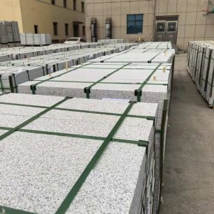 运城 白麻花岗岩5.0公分荔枝面地铺石