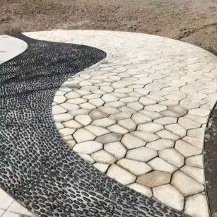 运城 黄金麻冰裂纹地铺石工地铺装案例