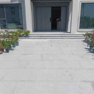 运城 芝麻白花岗岩地铺石地面铺装