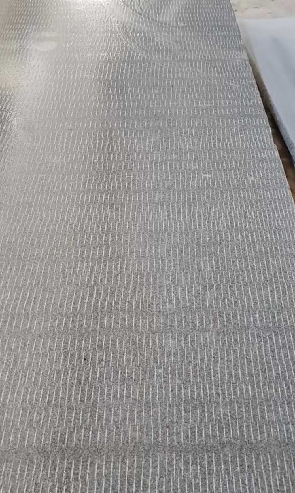 运城 芝麻灰花岗岩斧剁面，刀斩面