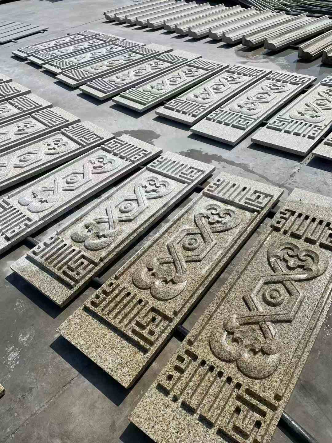 运城 黄金麻花岗岩外墙雕刻板