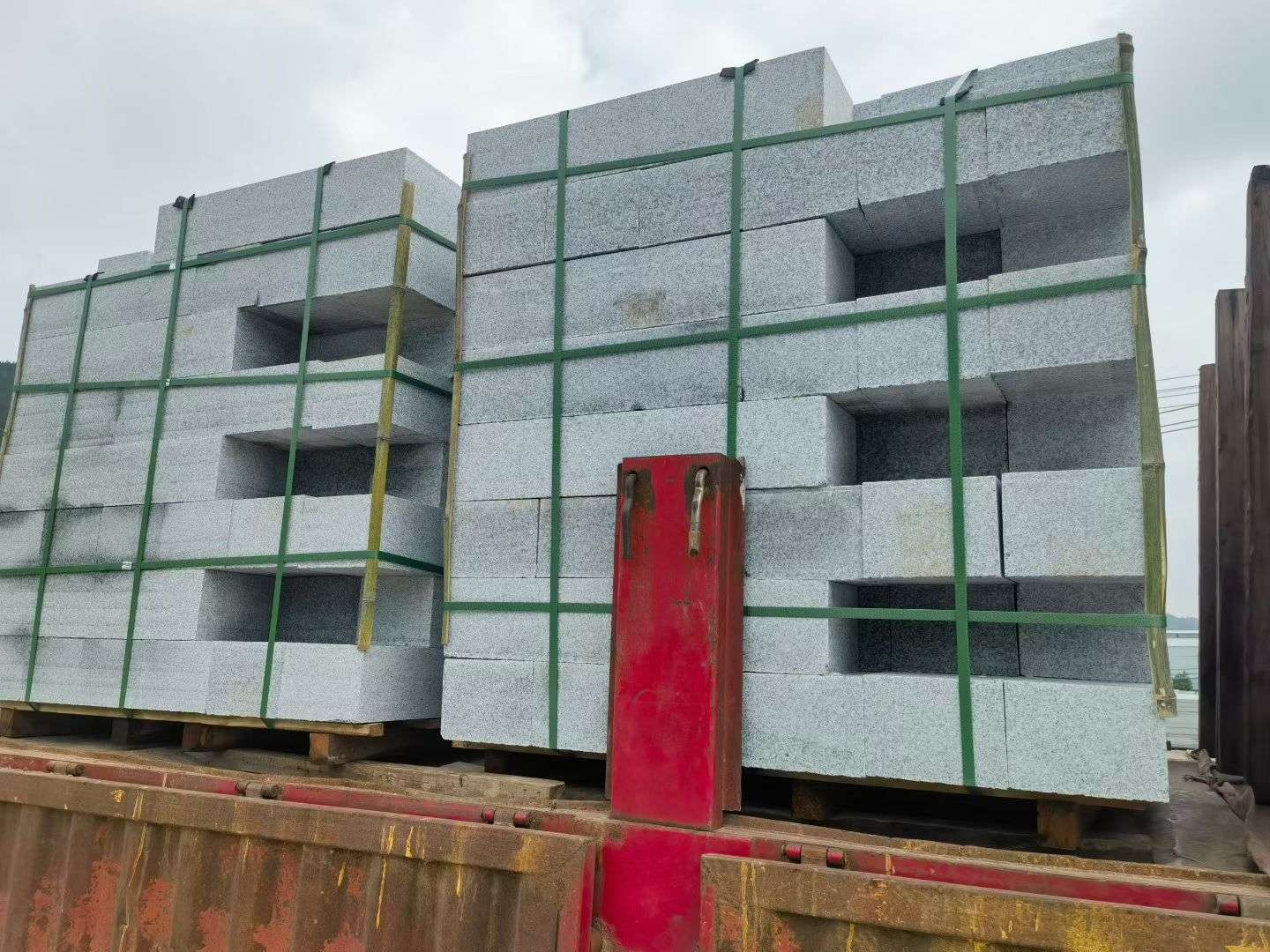 运城 芝麻白花岗岩路沿石，平石，路侧石，马路牙子，路缘石，立缘石，平缘石等