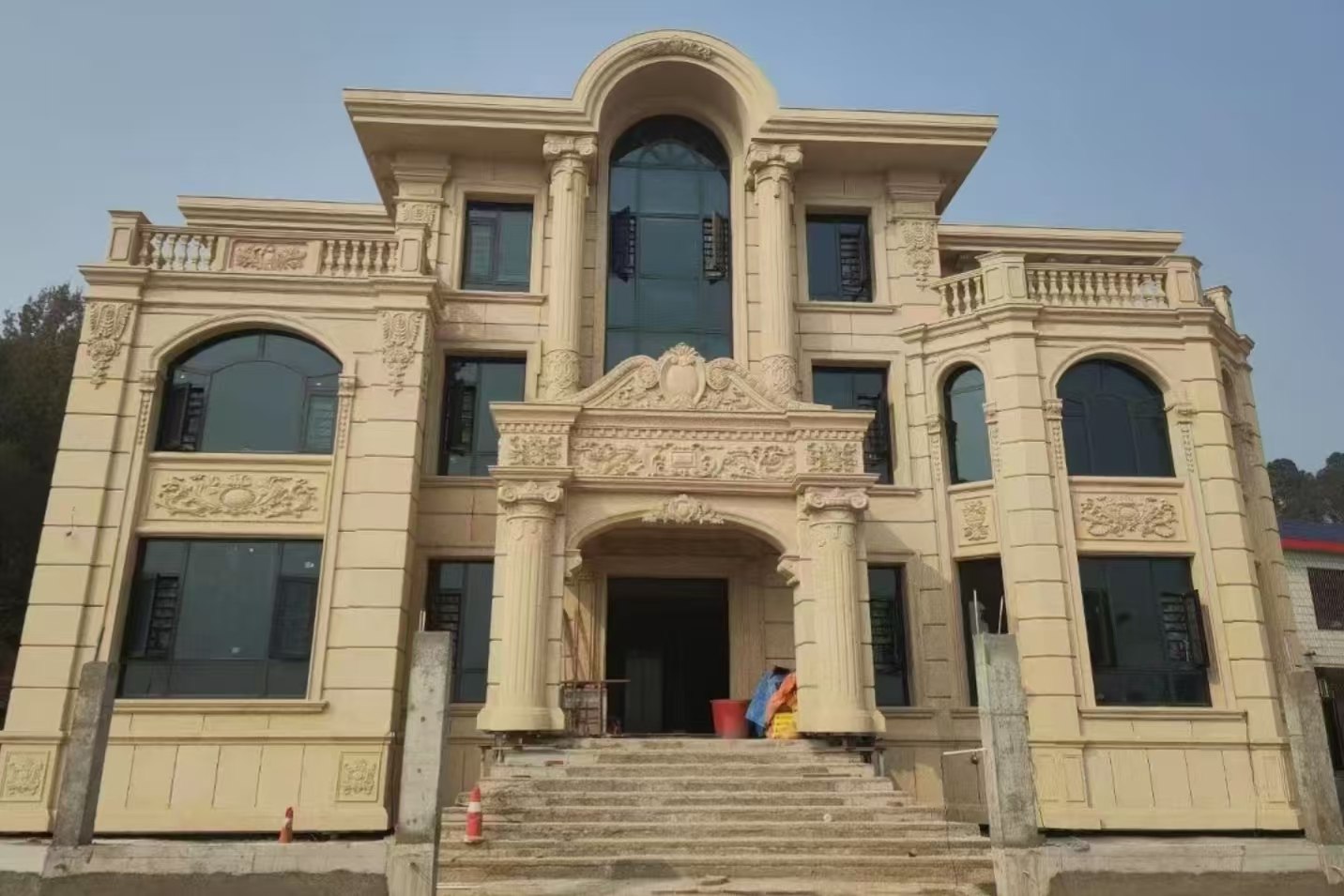 运城 黄金麻花岗岩别墅外墙干挂