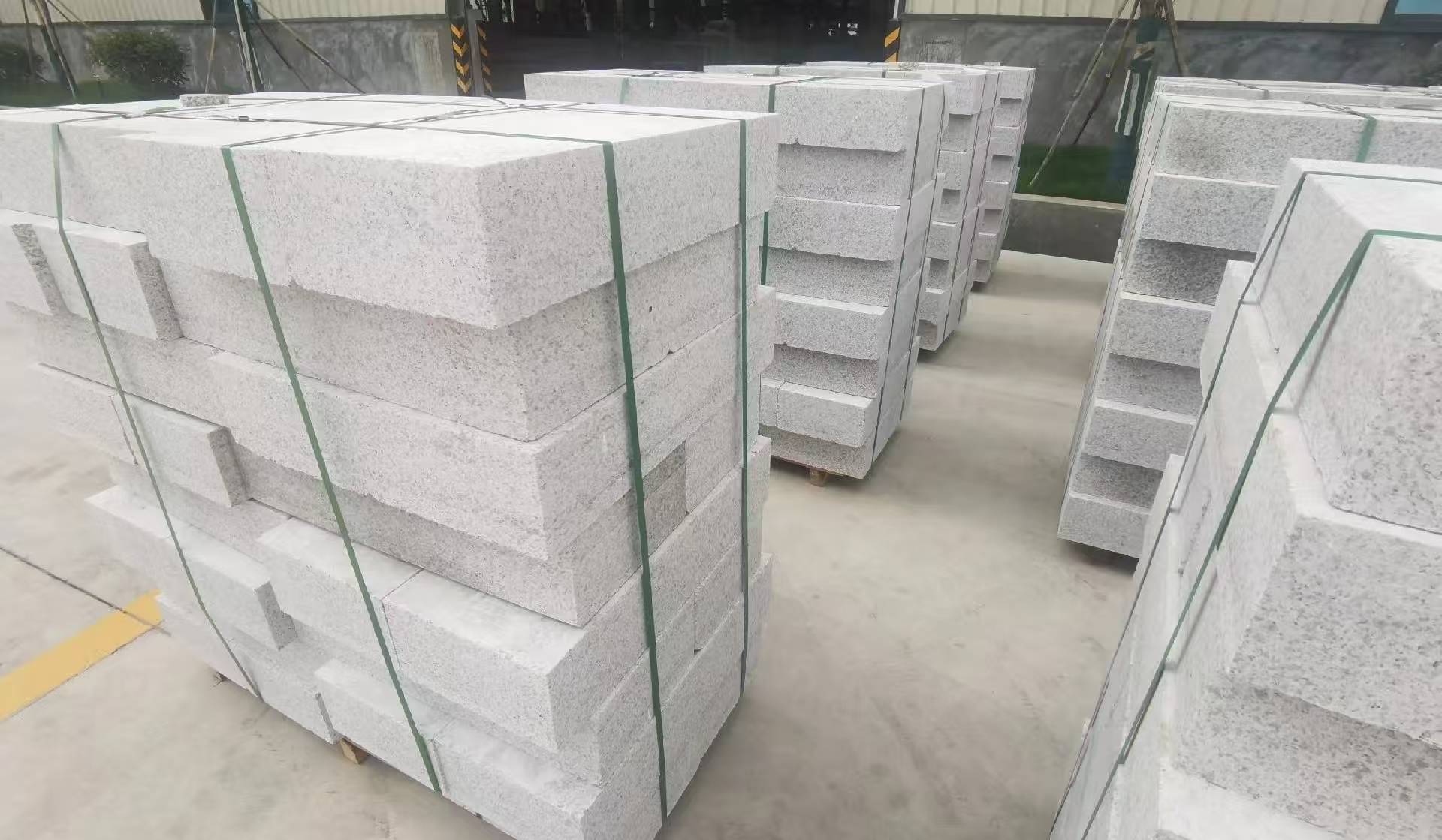 运城 白麻花岗岩路沿石，立缘石，平缘石，路牙石，道牙石，马路牙子等