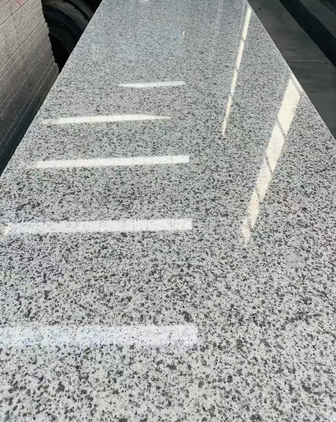 运城 白麻花岗岩光面毛板