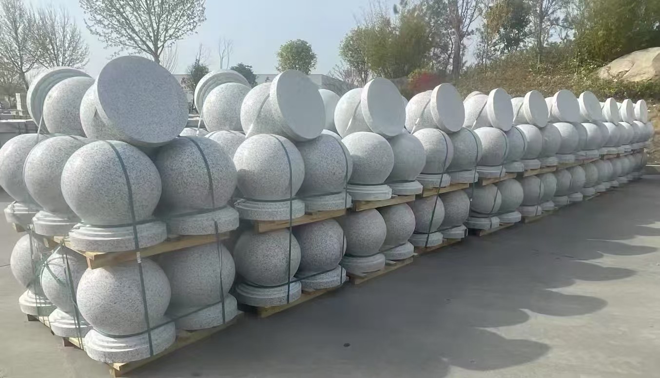 运城 白麻花岗岩石材圆球，石球，挡车球，隔离球，景观石球，风水球等