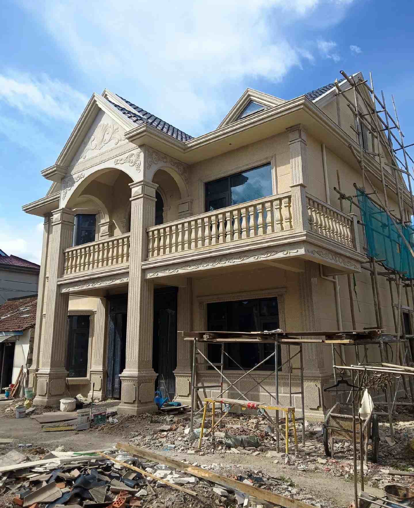 运城 黄金麻花岗岩石材私人别墅雕花门楼柱阳台栏杆